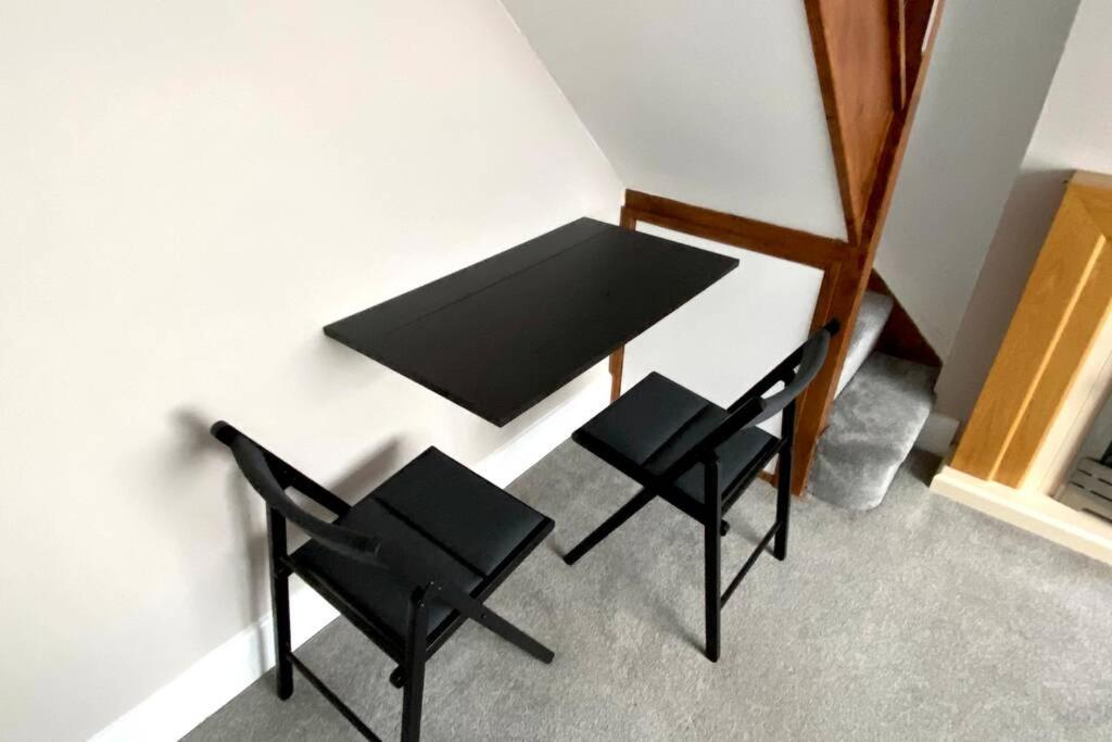 Spacious 2 Bed Apt Sleeps 4 Near Bournemouth Beach المظهر الخارجي الصورة